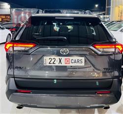 تۆیۆتا ڕاڤ 4